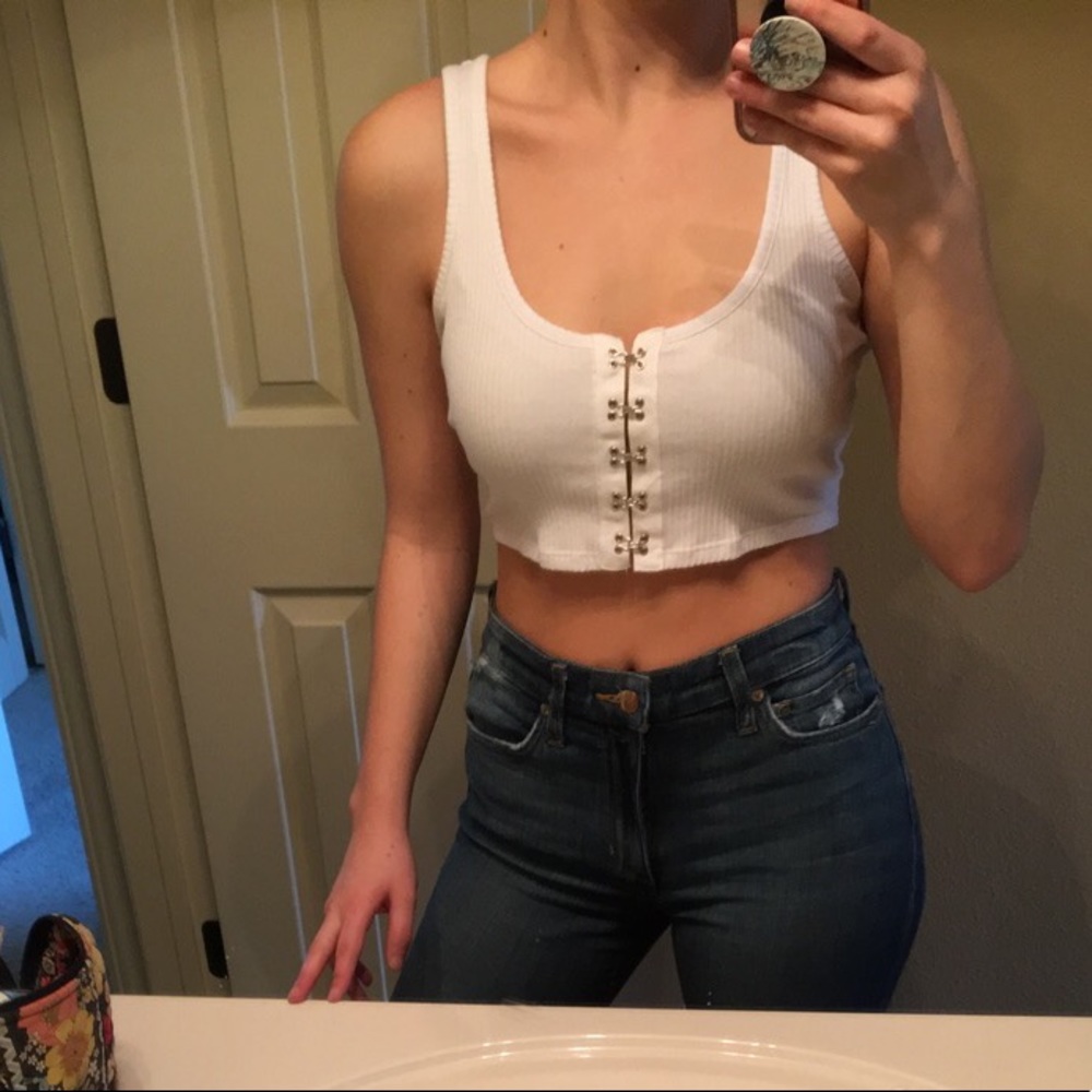 TOBI CROP